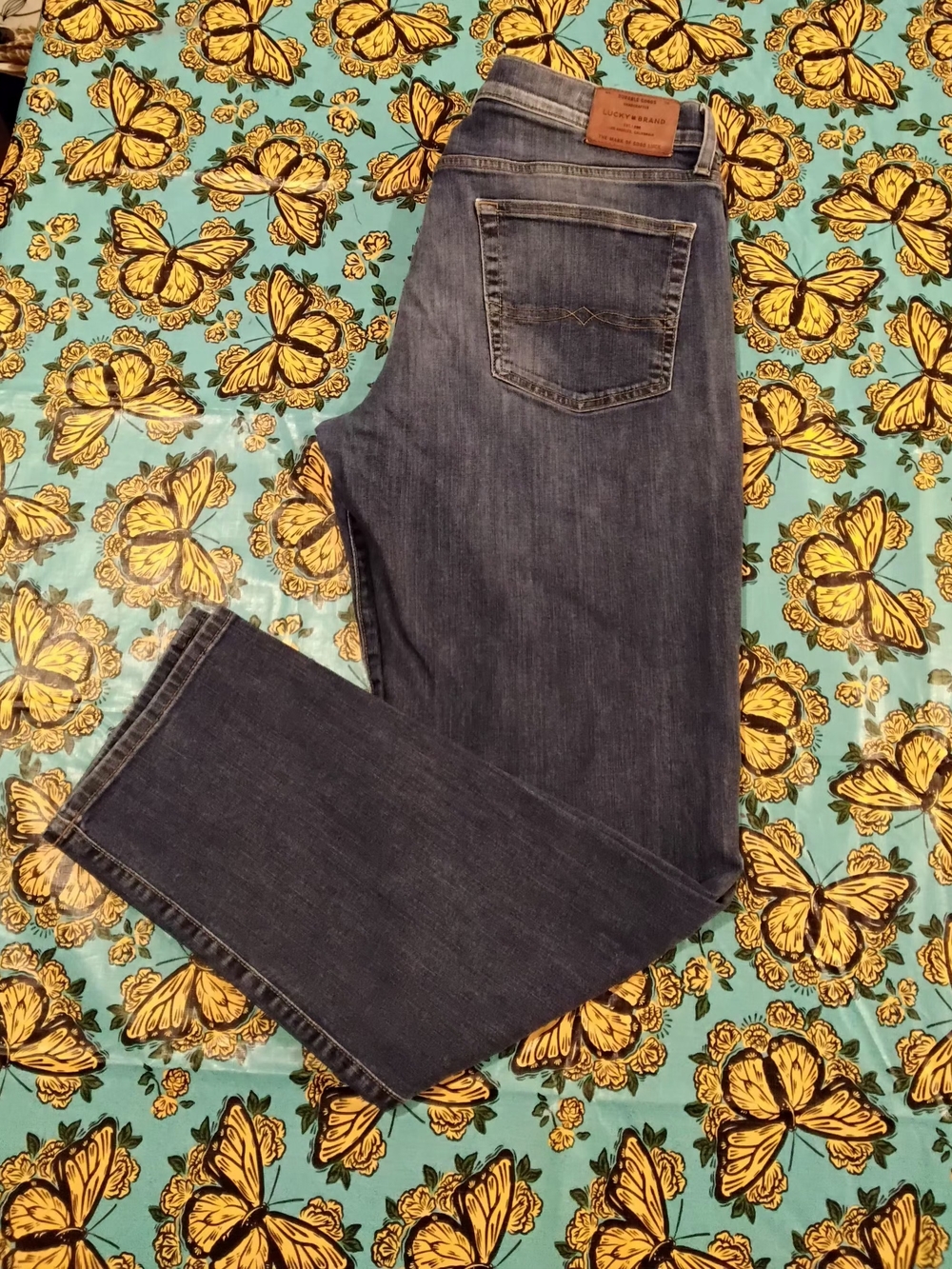 Vintage 2010 Lucky Brand Men’s 221 Straight Fit Denim Jeans Medium Wash 38x34